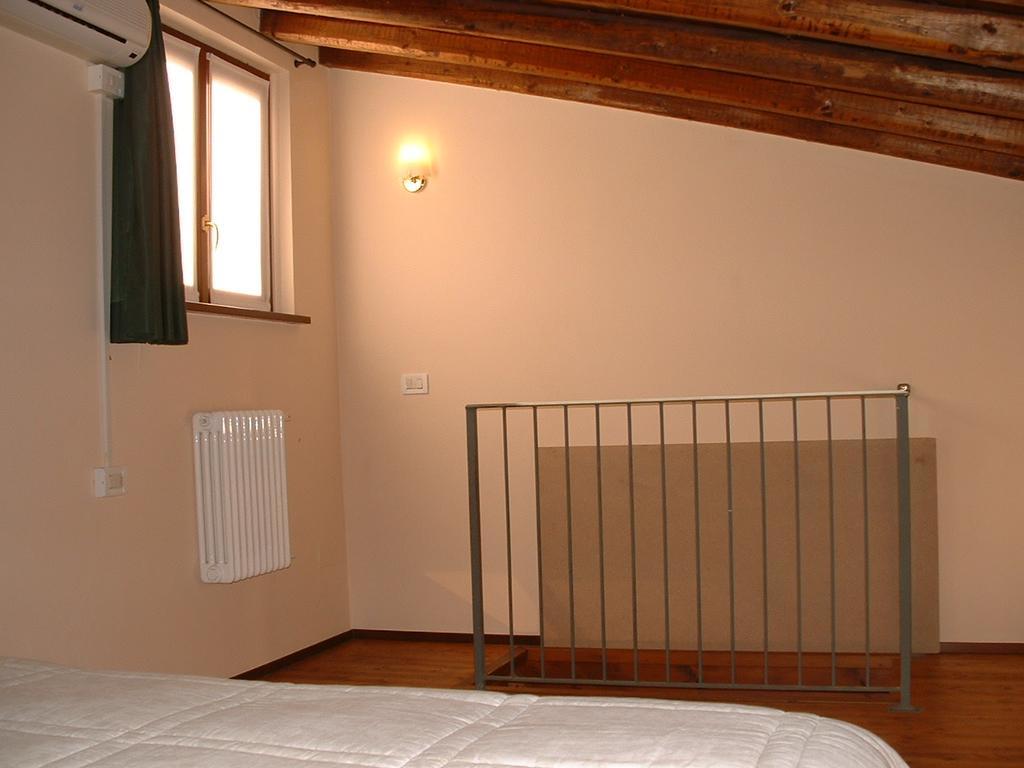 Agriturismo Lupo Bianco Монцамбано Екстериор снимка