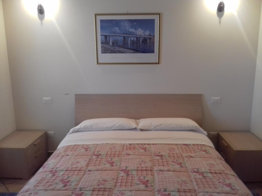 Agriturismo Lupo Bianco Монцамбано Екстериор снимка