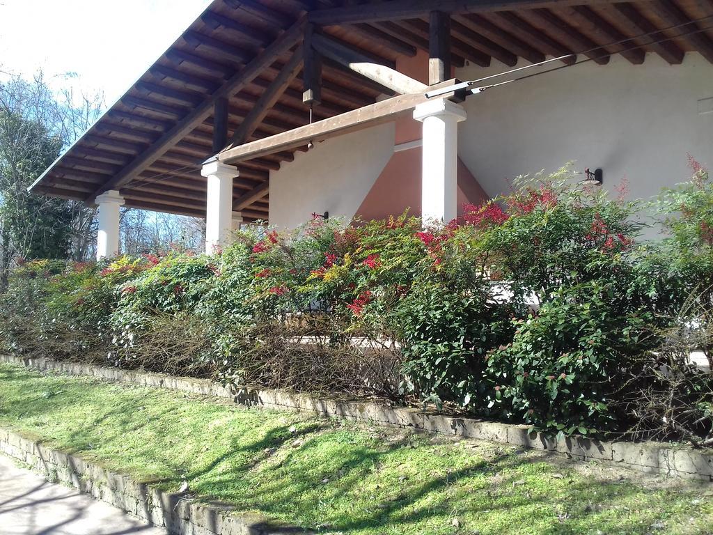 Agriturismo Lupo Bianco Монцамбано Екстериор снимка