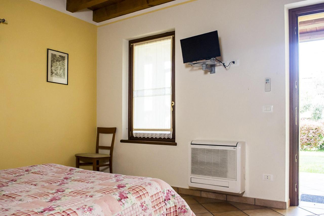 Agriturismo Lupo Bianco Монцамбано Екстериор снимка