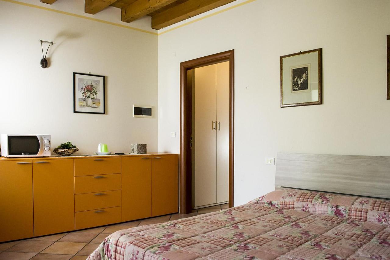 Agriturismo Lupo Bianco Монцамбано Екстериор снимка