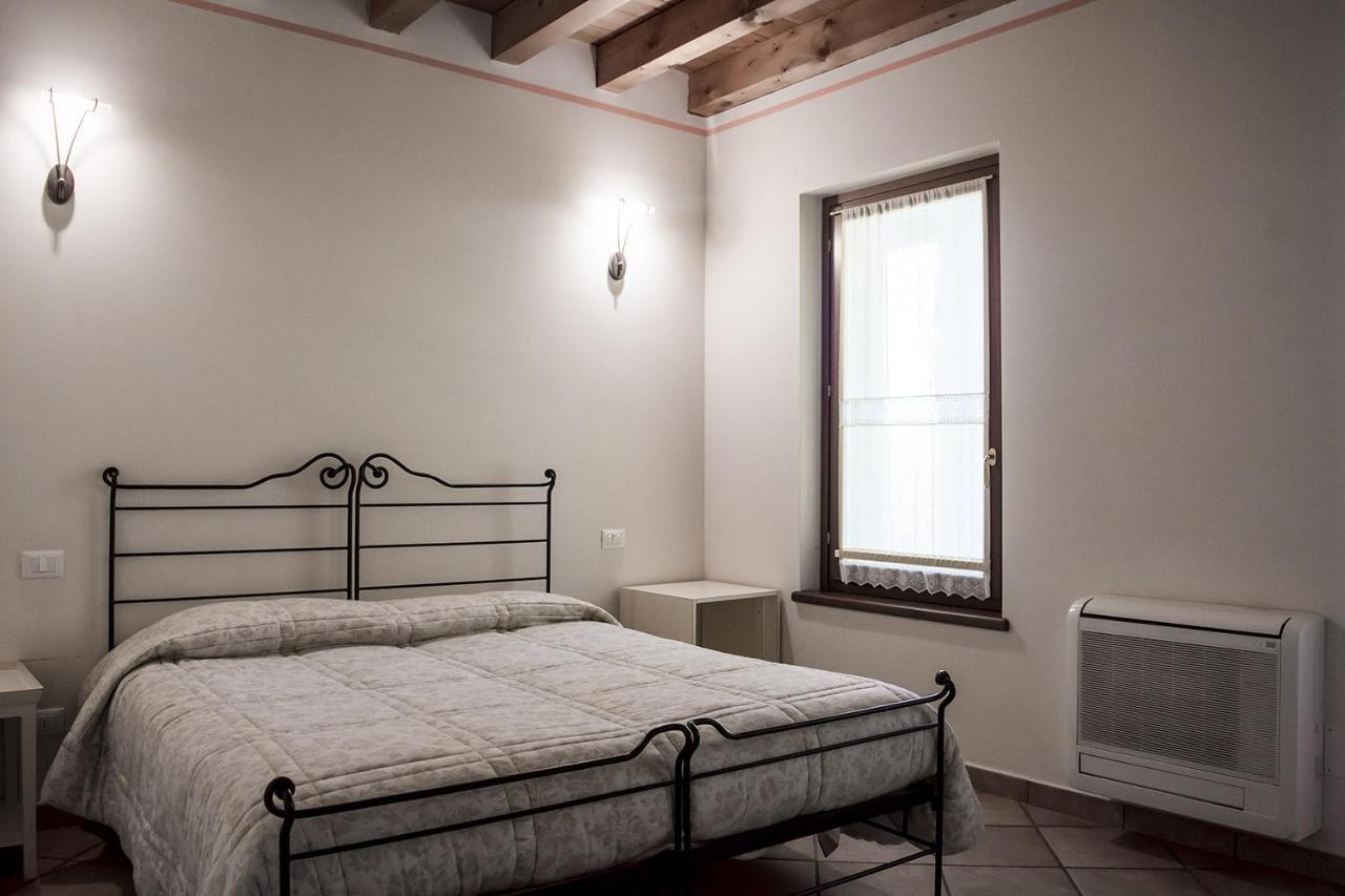 Agriturismo Lupo Bianco Монцамбано Екстериор снимка