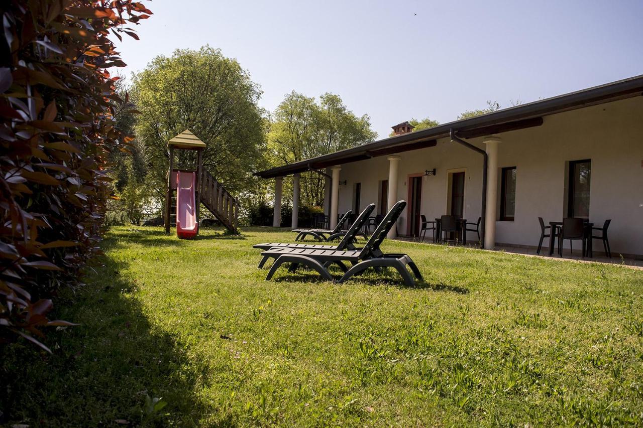 Agriturismo Lupo Bianco Монцамбано Екстериор снимка